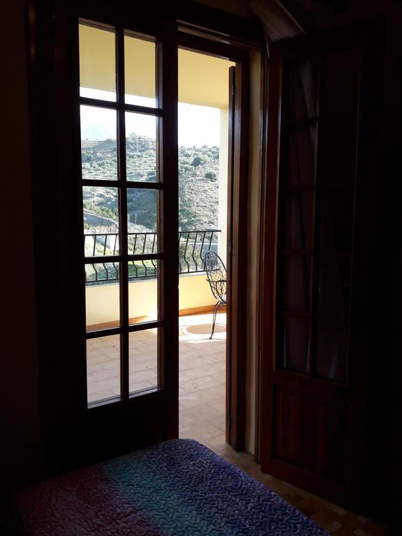 Apartamentos Vista La Maroma Viñuela Dış mekan fotoğraf